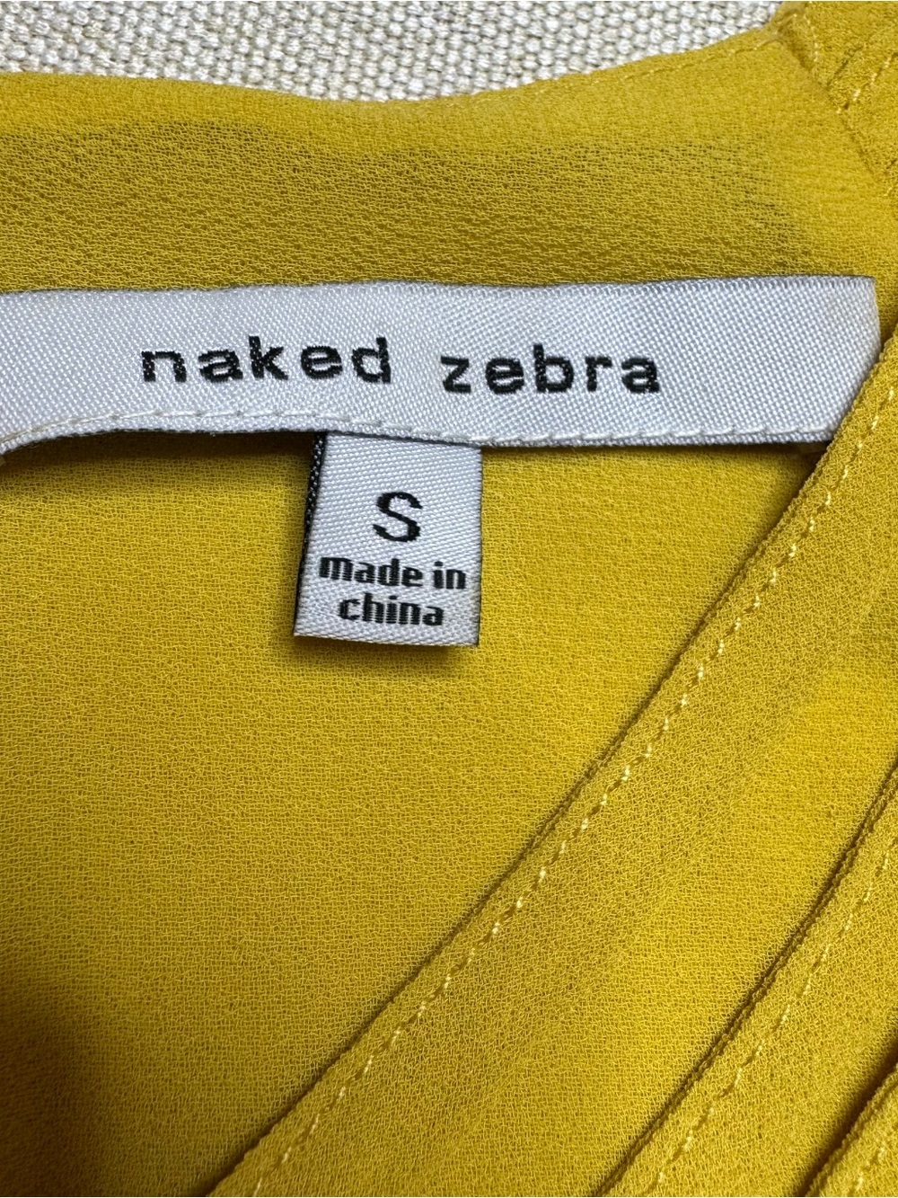 Naked Zebra Yellow Strappy Halter Blouse Keyhole Back Tank Top S - Picture 3 of 10